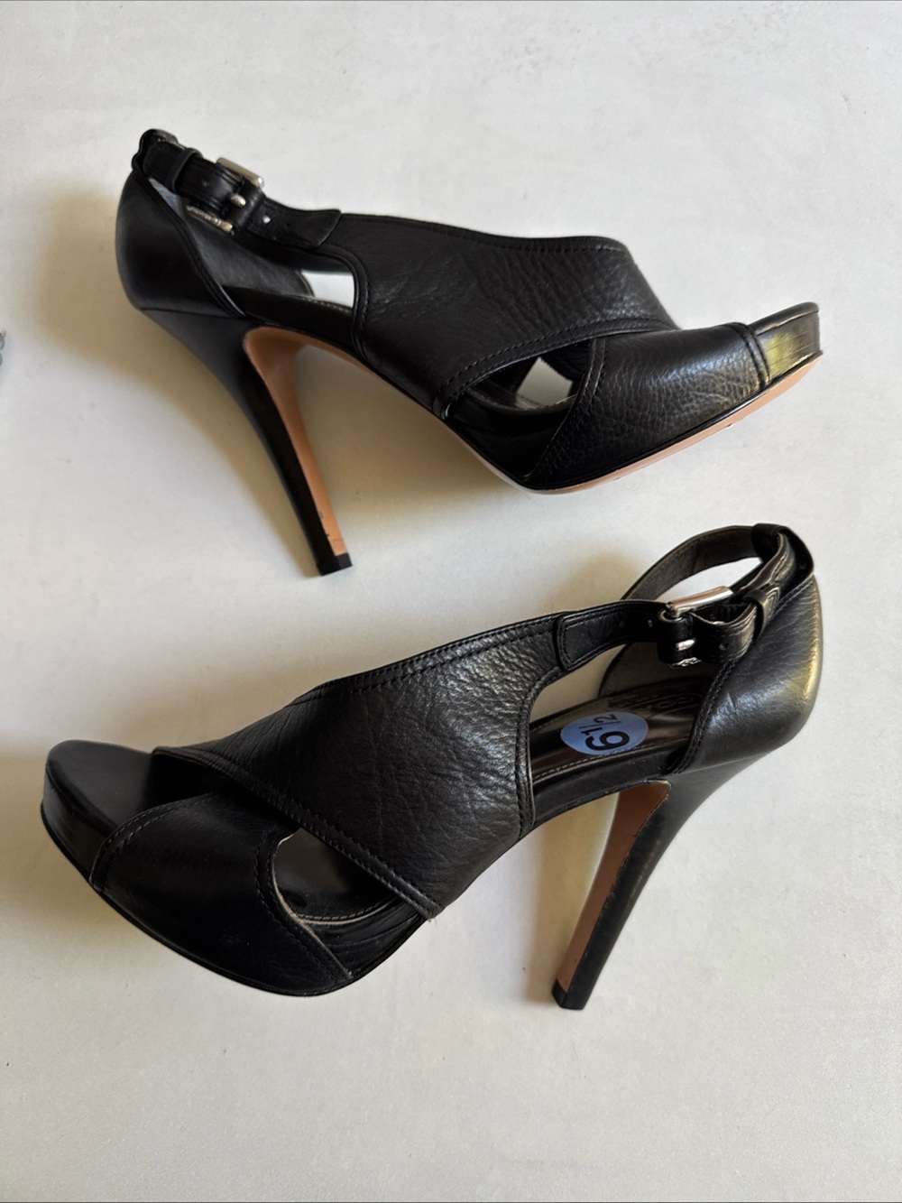 New Sz 6.5 Coach Adelle Crisscross 4 1/2” High Heel Black Leather Open Toe Shoes - Picture 6 of 7